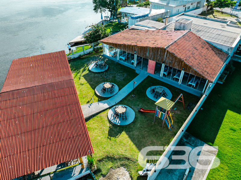 Foto de Casa Térrea Balneário Barra do Sul Centro 03018980