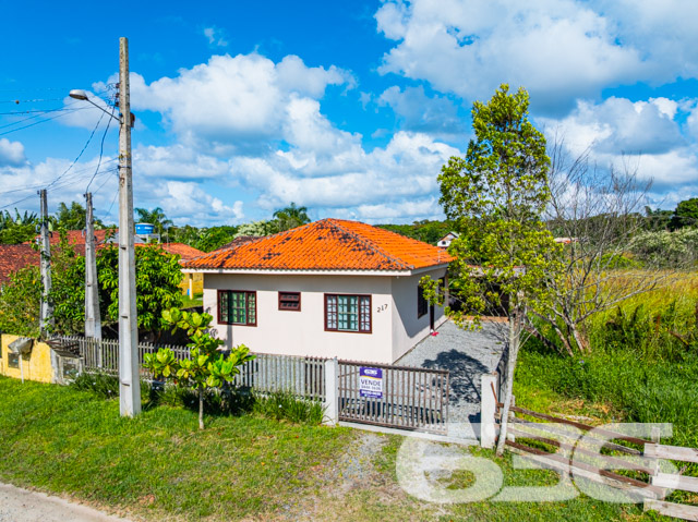 Foto de Casa Térrea Balneário Barra do Sul Pinheiros 03018937