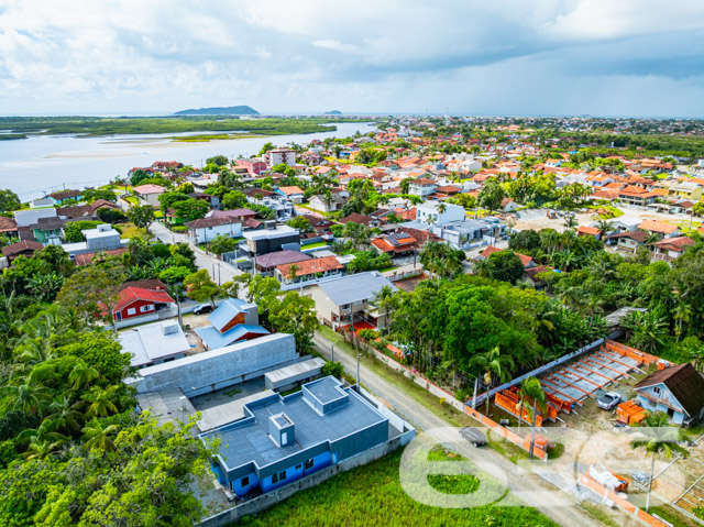Foto de Casa Térrea Balneário Barra do Sul Costeira 03018983