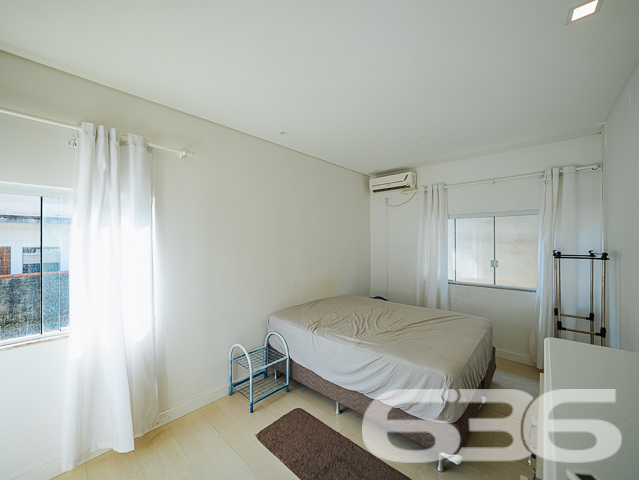 Foto de Casa Térrea Balneário Barra do Sul Costeira 03018610
