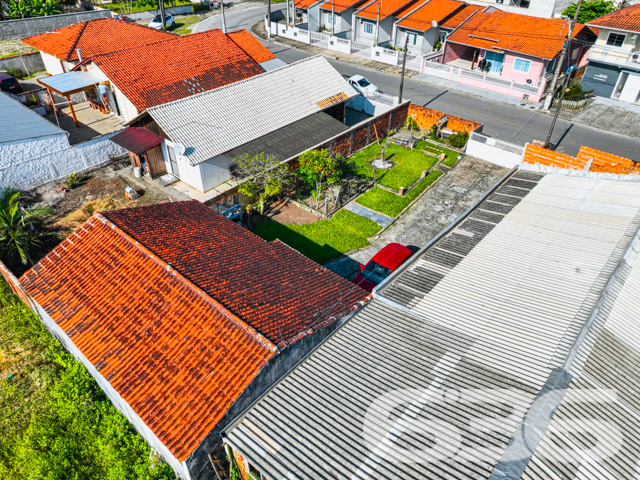 Foto de Casa Térrea Balneário Barra do Sul Centro 03018938