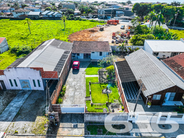 Foto de Casa Térrea Balneário Barra do Sul Centro 03018938
