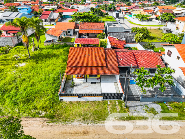 Foto de Casa Térrea Balneário Barra do Sul Centro 03018942