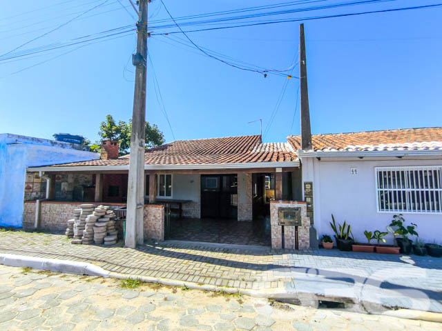 Foto de Casa Térrea Balneário Barra do Sul Centro 03018913