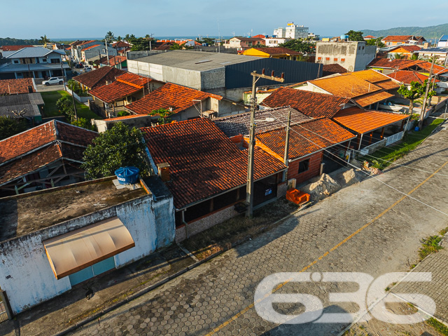Foto de Casa Térrea Balneário Barra do Sul Centro 03018913