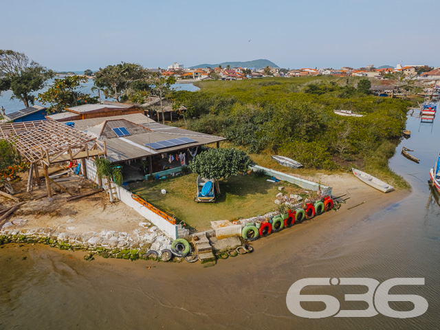 Foto de Casa Térrea Balneário Barra do Sul Centro 03017328