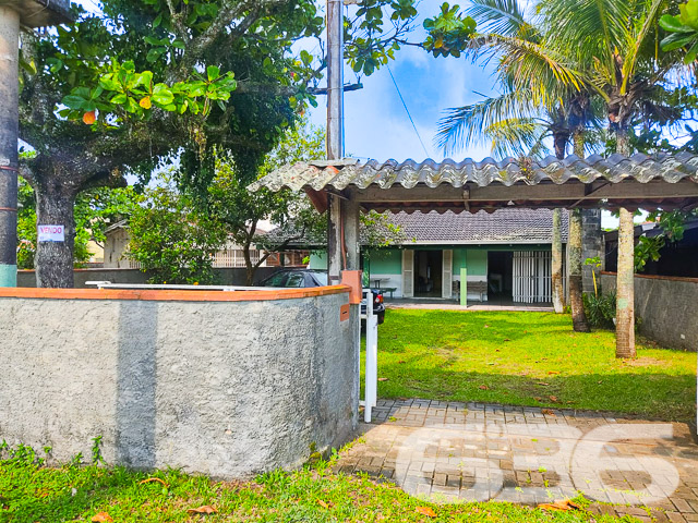 Foto de Casa Térrea Balneário Barra do Sul Centro 03018404