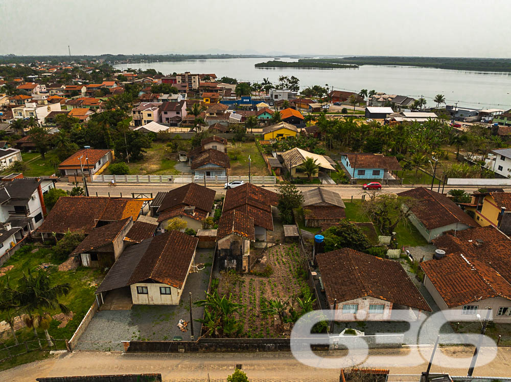 Foto de Sobrado Balneário Barra do Sul Costeira 03018754