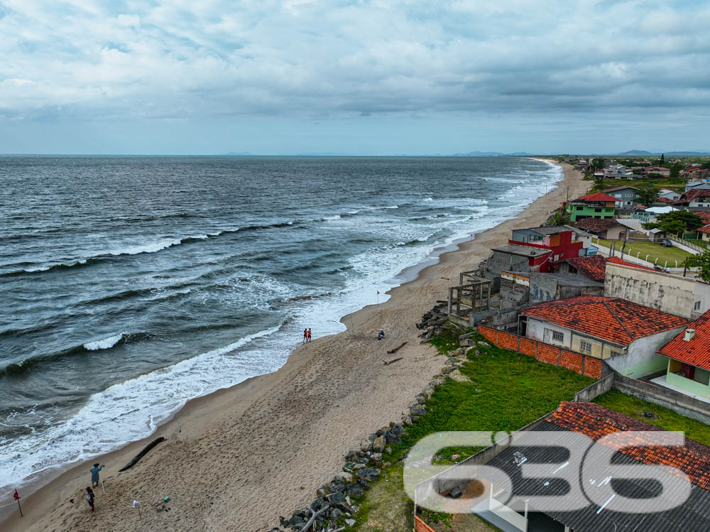 Foto de Sobrado Balneário Barra do Sul Centro 03018854