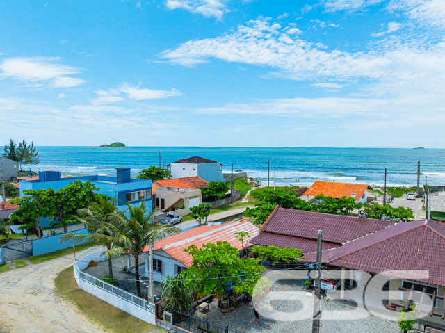 Foto de Sobrado Geminado Balneário Barra do Sul Centro 03018920
